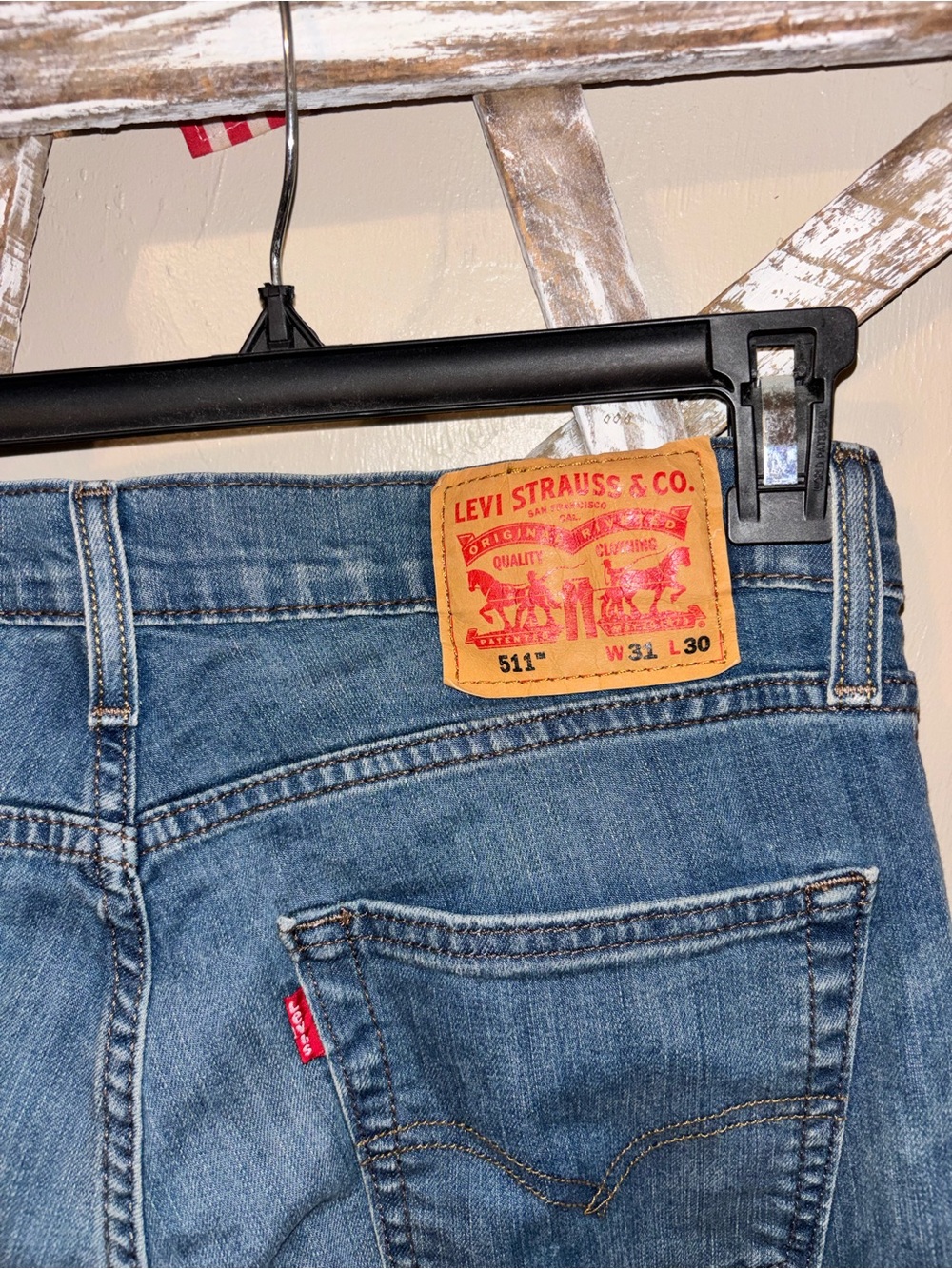 Levi's 511™ Women's Skinny Jeans in Medium Blue Denim